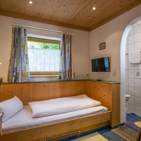 Bed & Breakfast Kuehle Rast *